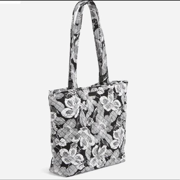NWT Vera Bradley Tote Bag in Signature Cotton, Bedford Blooms - Picture 3 of 16